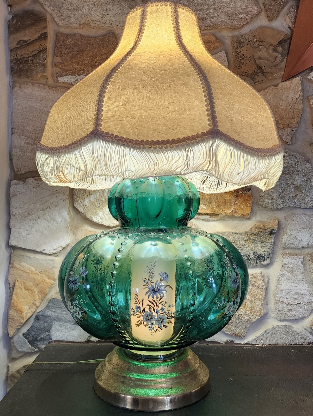 Rare 1940s Emerald Green GWTW Lamp Hand Painted Enamel Dual Light Pristine